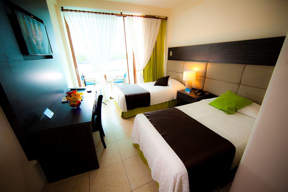 Hotel Solymar Puerto Ayora  Ngoại thất bức ảnh